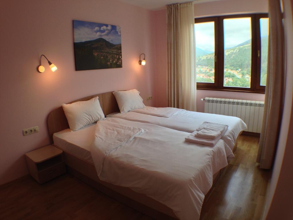 Mala Planina Guest House Iskrets Ngoại thất bức ảnh