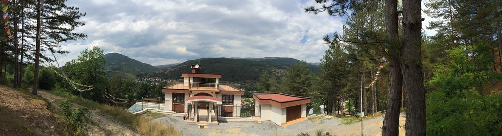 Mala Planina Guest House Iskrets Ngoại thất bức ảnh